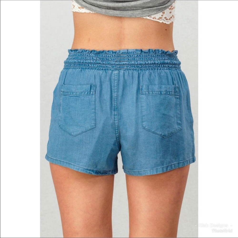 🔥S 2/4 13" flat boutique Chambray Shorts nwt - Picture 7 of 8